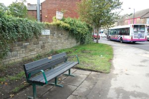 Sandygate Road/Manchester Road bench
