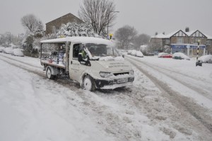 MG Mosley & Sons milk float, Crosspool 1 December 2010