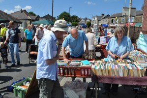 Crosspool Festival street market
