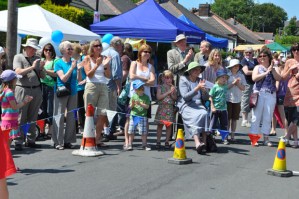 Crosspool Festival street market√