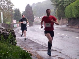 Runners competing in the 2012 Hallam Chase
