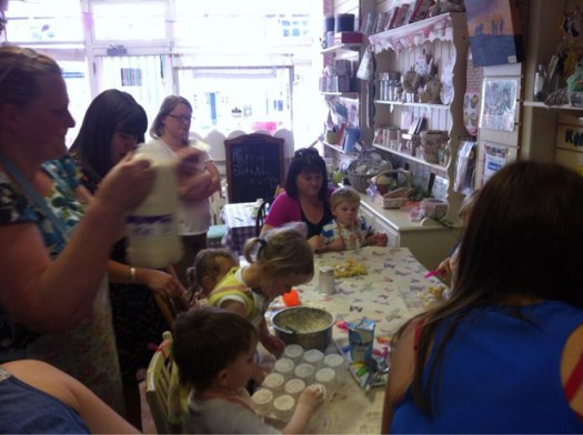 Messy Mangoes starts on 3 June at Lounge @ Crosspool