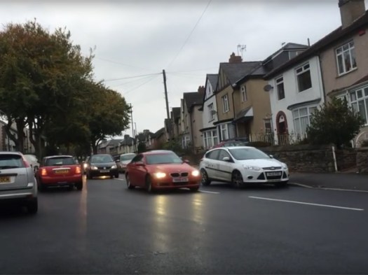 Sandygate Road white lines